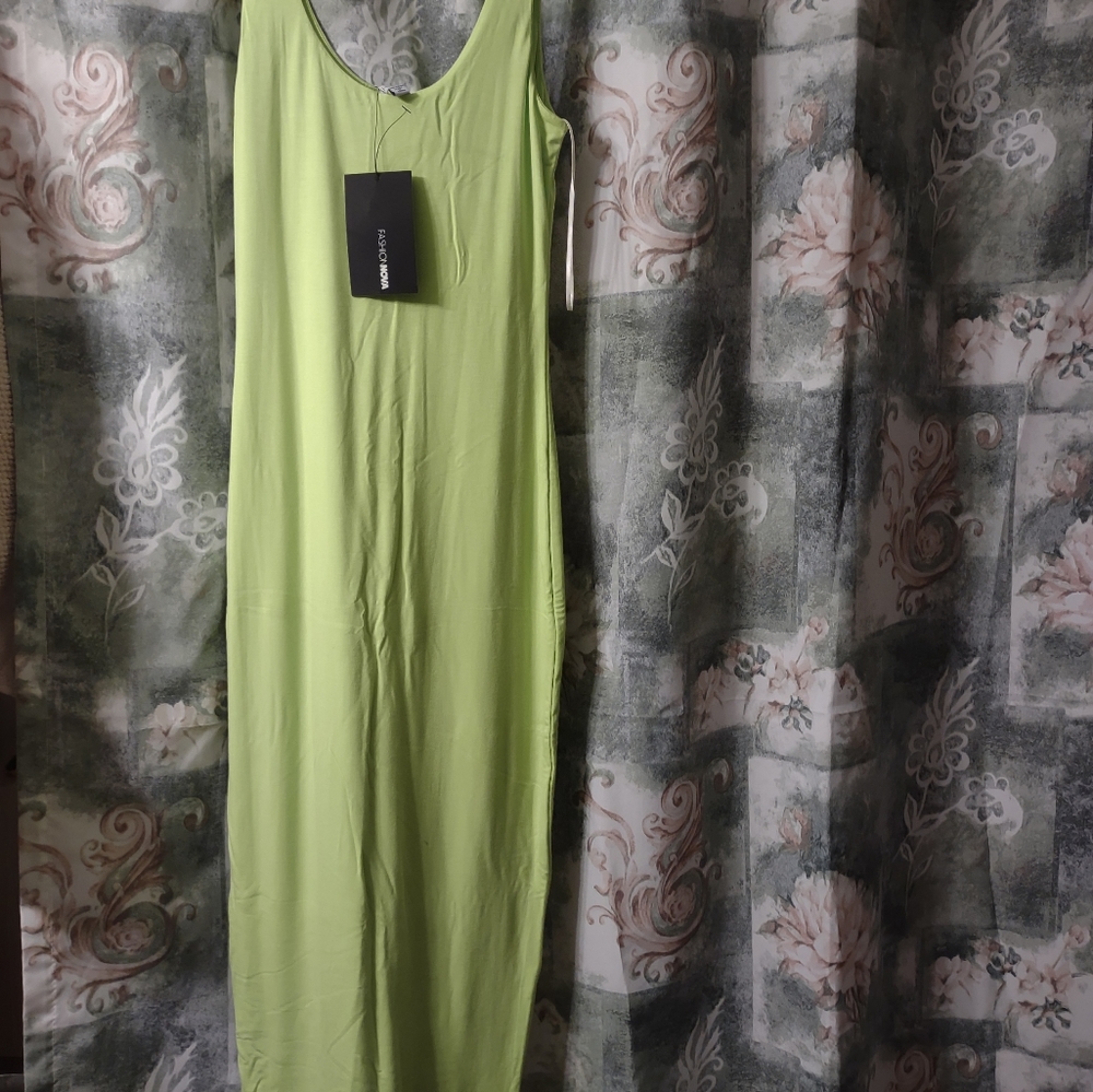 Dress by fashion Nova